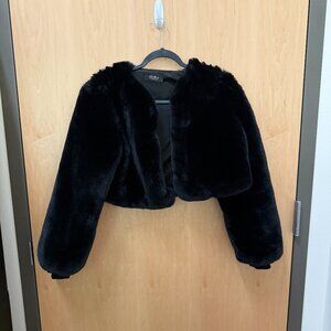 AKIRA faux fur black cropped jacket women’s M